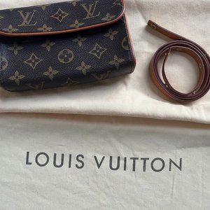 Louis Vuitton shoulder/ waist Pouche bag